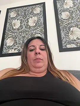 Snapshot of JasmineGlow7 chatting on May 9, 1:49 pm JasmineGlow7 online show from May 9, 1:49 pm