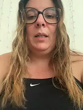 Snapshot of JasmineGlow7 chatting on May 22, 1:28 pm JasmineGlow7 online show from May 22, 1:28 pm