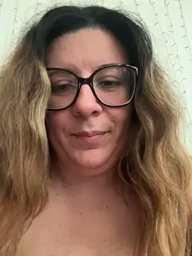 Snapshot of JasmineGlow7 chatting on May 30, 10:56 am JasmineGlow7 online show from May 30, 10:56 am