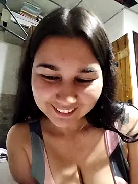 Snapshot of Merliah_1 chatting on February 22, 11:14 pm Merliah 1 online show from February 22, 11:14 pm