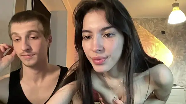 sweetiepipe online show from April 4, 5:10 pm