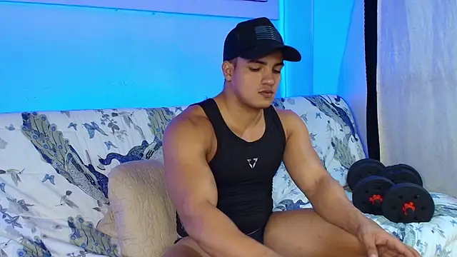 Snapshot of jhon_nicolas chatting on July 18, 12:37 am jhon nicolas online show from July 18, 12:37 am