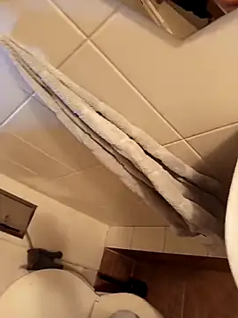 MalyHelikopter1234 online show from April 5, 4:42 am