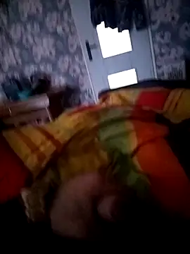 MalyHelikopter1234 online show from April 6, 4:32 am