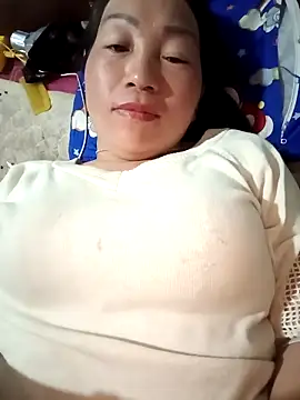 baby 112233 online show from April 6, 8:32 pm