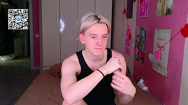 Ron Vilss online show from March 27, 5:24 am