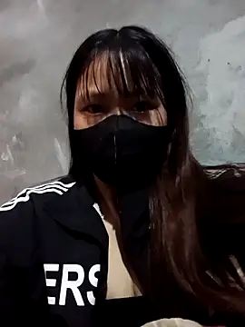 Snapshot of Small_flower1 chatting on January 31, 9:13 pm Small flower1 online show from January 31, 9:13 pm