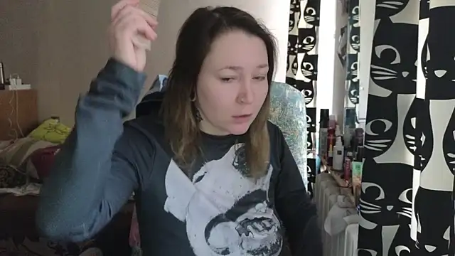 Snapshot of Ozalin_ chatting on February 9, 11:47 am Ozalin online show from February 9, 11:47 am