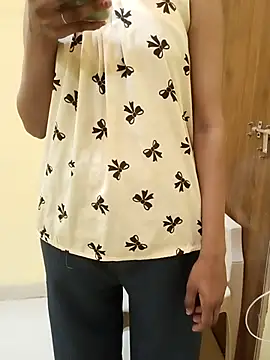 Snapshot of Siya_bombay chatting on March 6, 12:01 pm Siya bombay online show from March 6, 12:01 pm