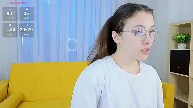 Snapshot of PamTrower chatting on February 22, 3:07 am PamTrower online show from February 22, 3:07 am