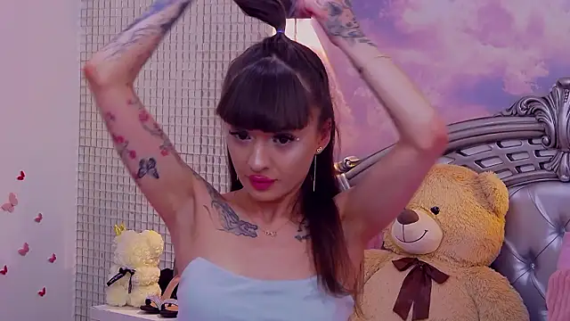 Snapshot of KayaRosse chatting on February 21, 6:25 am KayaRosse online show from February 21, 6:25 am