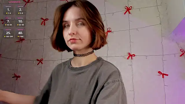 Snapshot of VelvetCaress chatting on March 1, 9:11 am VelvetCaress online show from March 1, 9:11 am