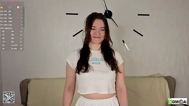 Snapshot of DelindaToste chatting on February 21, 6:09 pm DelindaToste online show from February 21, 6:09 pm