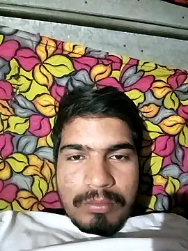 Snapshot of Harry302933 chatting on March 13, 4:35 pm Harry302933 online show from March 13, 4:35 pm