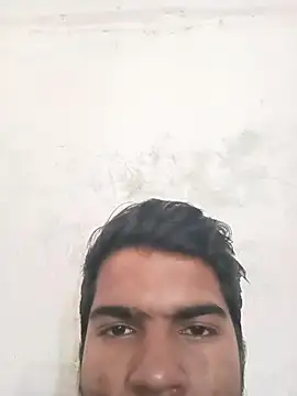 Snapshot of Harry302933 chatting on March 22, 9:13 am Harry302933 online show from March 22, 9:13 am