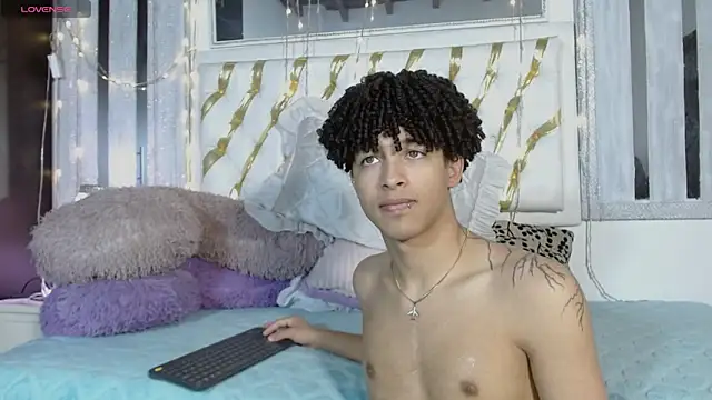 ian smith  online show from March 21, 11:59 am