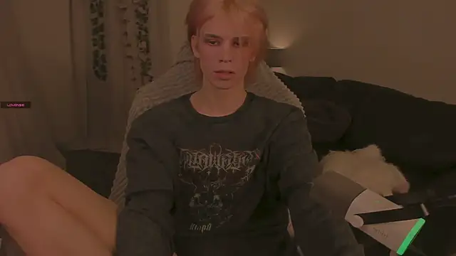 Snapshot of Bayakuya chatting on February 4, 3:40 pm Bayakuya online show from February 4, 3:40 pm