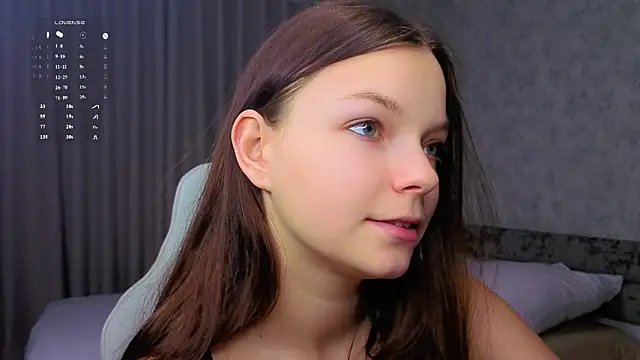Snapshot of ElizaPizza chatting on May 27, 6:27 pm ElizaPizza online show from May 27, 6:27 pm