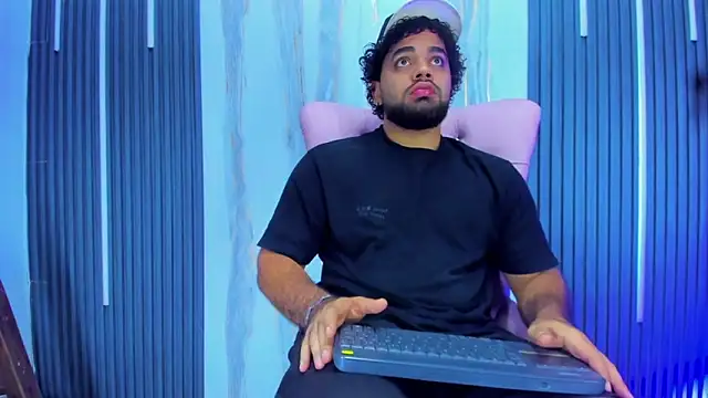 Chris Evans22 online show from February 25, 12:26 pm