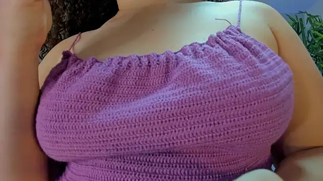 IrinaVoshh  online show from April 10, 7:07 pm