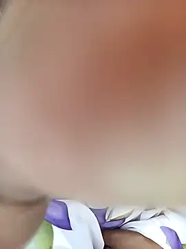 Snapshot of Chinnima143 chatting on February 16, 7:15 am Chinnima143 online show from February 16, 7:15 am