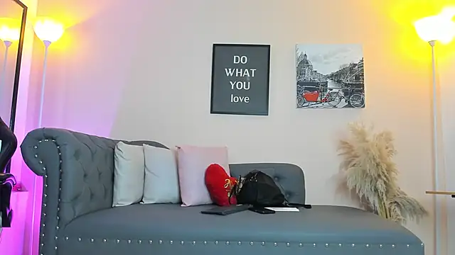 victoriazans online show from March 6, 3:58 am