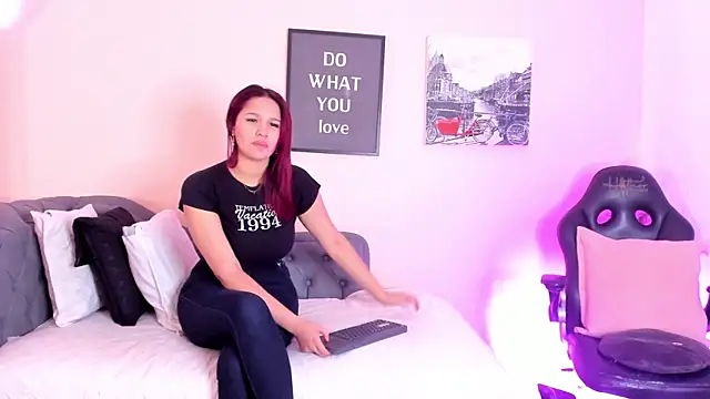 victoriazans online show from May 30, 11:29 am