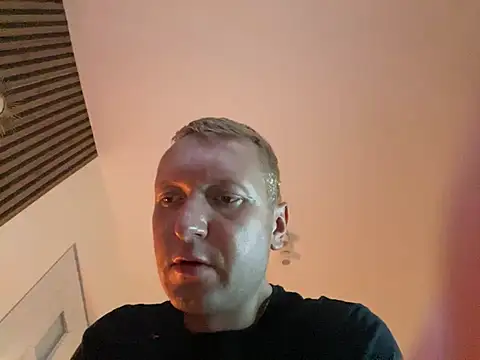 Snapshot of adamchatsforfun chatting on July 23, 3:04 am adamchatsforfun online show from July 23, 3:04 am