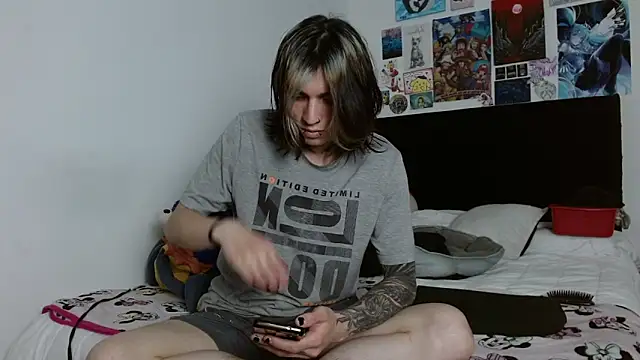 Snapshot of denjireze chatting on February 6, 4:50 am denjireze online show from February 6, 4:50 am