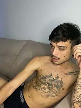 Snapshot of ruffvip chatting on February 8, 4:27 am ruffvip online show from February 8, 4:27 am