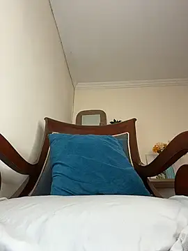 LilaRvsh online show from March 30, 5:14 pm