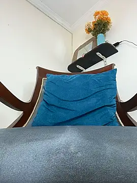 LilaRvsh online show from July 18, 7:17 pm