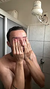 Snapshot of cerejadc chatting on February 2, 9:24 pm cerejadc online show from February 2, 9:24 pm