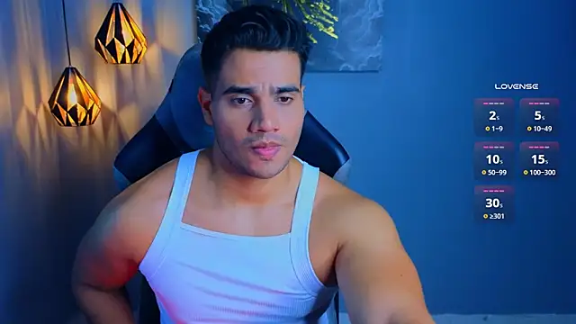 Snapshot of AndresRodriguez1 chatting on February 13, 1:12 am AndresRodriguez1 online show from February 13, 1:12 am