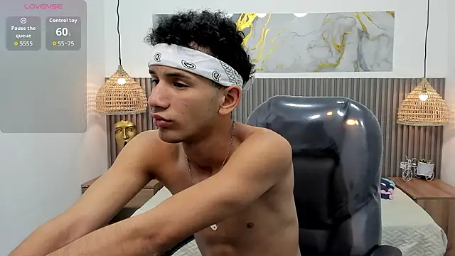 JDWhite18 online show from March 26, 6:08 am