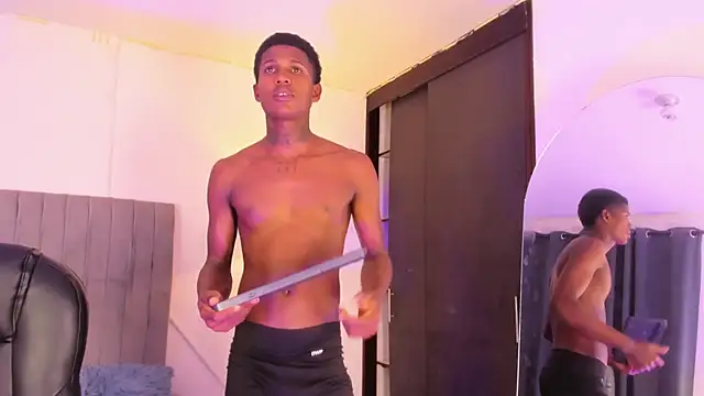 Snapshot of im_oleiderr chatting on February 8, 4:05 am im oleiderr online show from February 8, 4:05 am