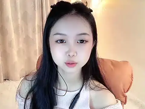 Amy-888 online show from February 7, 5:33 am