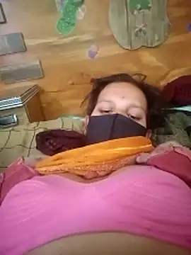 Snapshot of Meena_sakshi chatting on February 9, 8:40 am Meena sakshi online show from February 9, 8:40 am