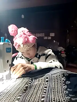 Snapshot of cana4455 chatting on February 11, 1:32 am cana4455 online show from February 11, 1:32 am