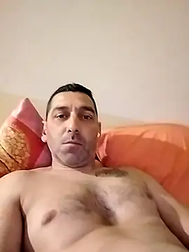 Snapshot of Spider2828 chatting on April 4, 5:21 pm Spider2828 online show from April 4, 5:21 pm