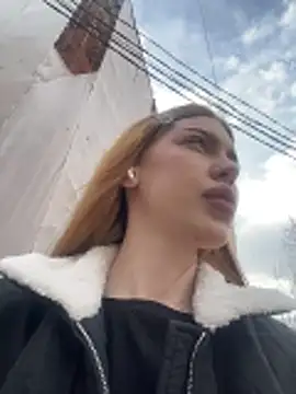 Snapshot of Jean_Graay chatting on February 14, 10:12 am Jean Graay online show from February 14, 10:12 am