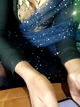 Snapshot of Royal_hotti0011 chatting on February 23, 5:10 pm Royal hotti0011 online show from February 23, 5:10 pm