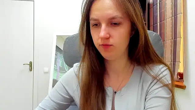 Snapshot of Nessi-Morris chatting on February 21, 6:58 am Nessi-Morris online show from February 21, 6:58 am