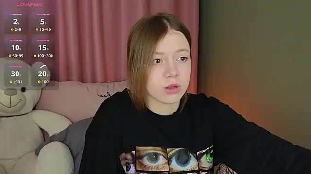 AliceYummy online show from February 5, 1:49 pm