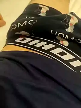 bansjjsjxb online show from February 18, 7:15 am