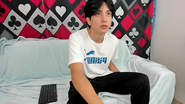 Steerlingxvx online show from February 5, 12:32 pm