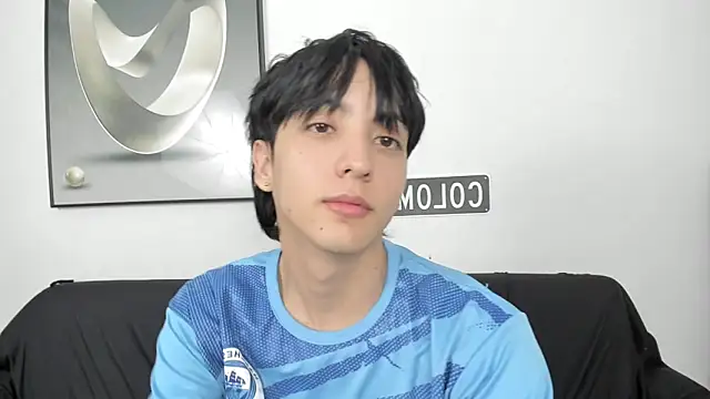 Steerlingxvx online show from April 2, 11:52 am