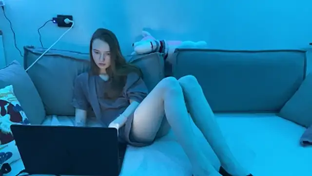 Snapshot of lunli0 chatting on March 2, 1:51 pm lunli0 online show from March 2, 1:51 pm