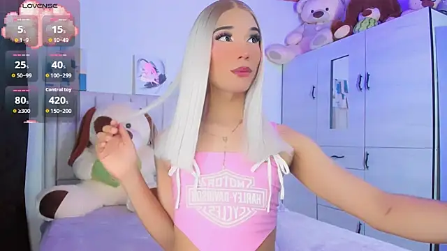 Snapshot of baby_cleo_ chatting on February 7, 12:25 am baby cleo online show from February 7, 12:25 am