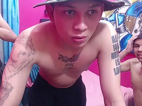 bigcock latins online show from February 18, 11:22 pm